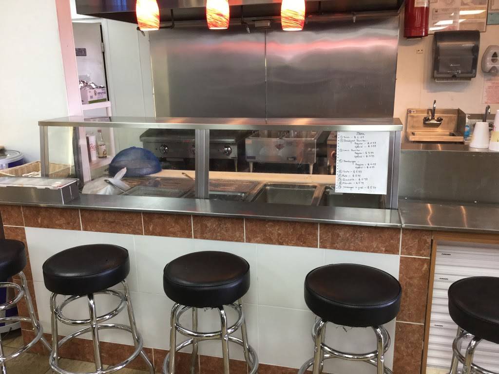Toms Deli | restaurant | 9225 Crowley Rd, Fort Worth, TX 76134, USA | 8175511380 OR +1 817-551-1380
