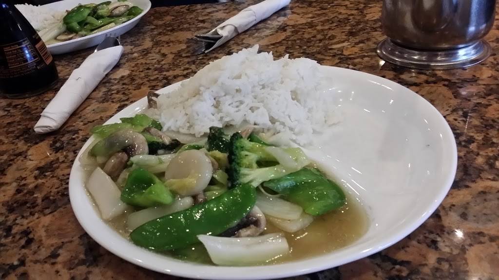 Dragon Gate Restaurant | meal takeaway | 6681 W 130th St, Parma Heights, OH 44130, USA | 4407430800 OR +1 440-743-0800