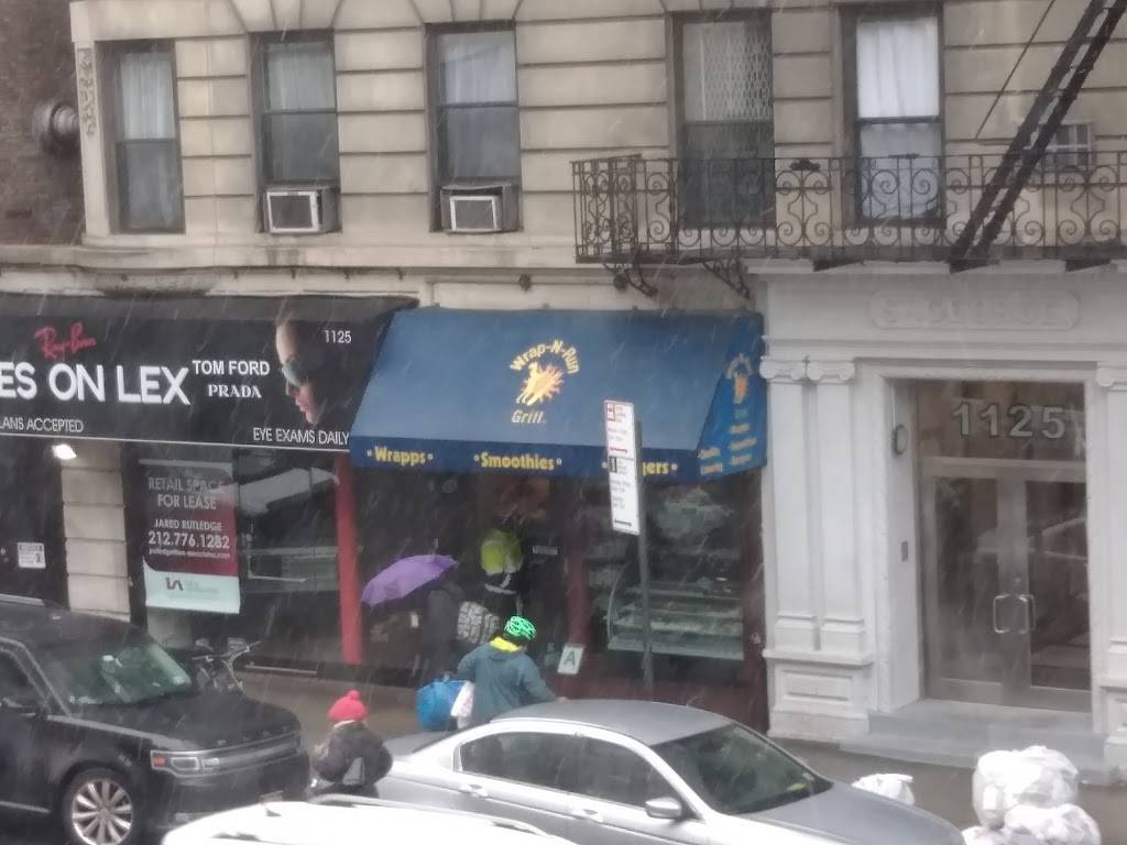 Wrap-N-Run Grill | restaurant | 1125 Lexington Ave, New York, NY 10075, USA | 2127441588 OR +1 212-744-1588