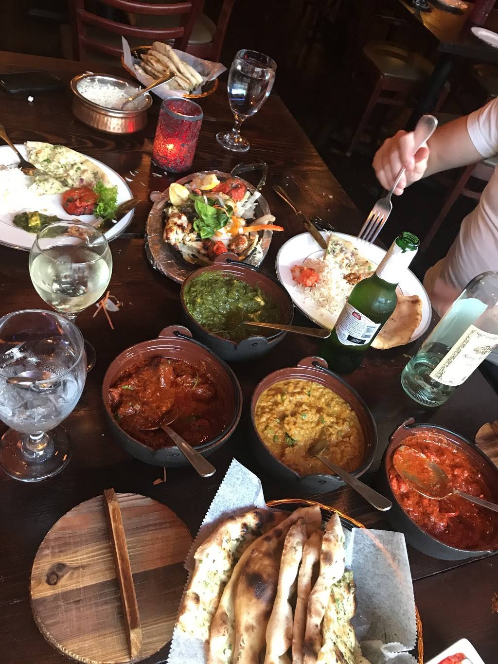 Downtown Dhaba | restaurant | 266 Center Ave, Westwood, NJ 07675, USA | 2016640123 OR +1 201-664-0123