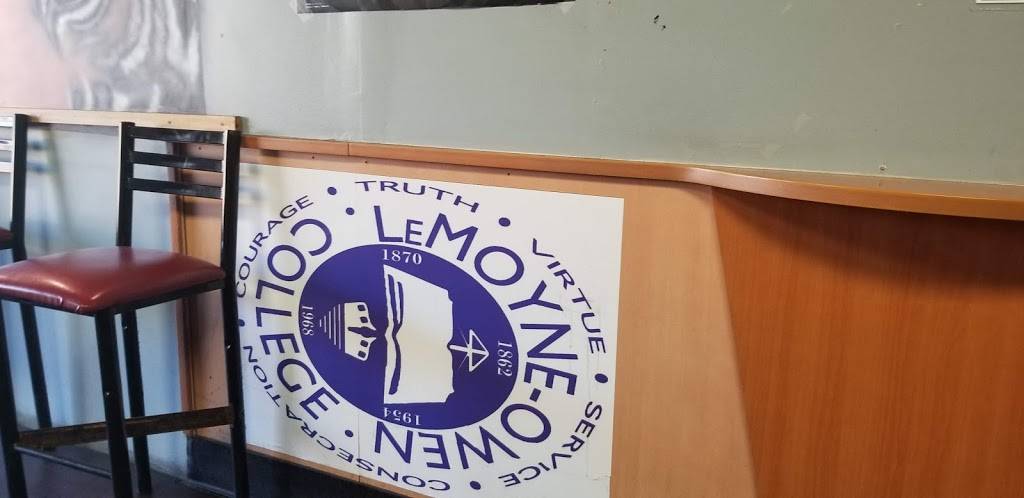 Moms Kitchen | restaurant | 669 S Highland St, Memphis, TN 38111, USA | 9016149606 OR +1 901-614-9606