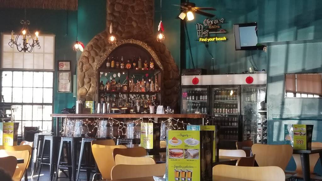 Saltao Peruvian fare | restaurant | 7741 Colony Rd, Charlotte, NC 28226, USA | 7045426165 OR +1 704-542-6165