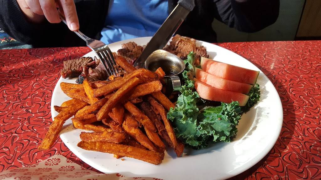 Lucilles Smokehouse Bar-B-Que | restaurant | 1870 Montebello Town Center Drive, Rosemead, CA 91770, USA | 3237267427 OR +1 323-726-7427