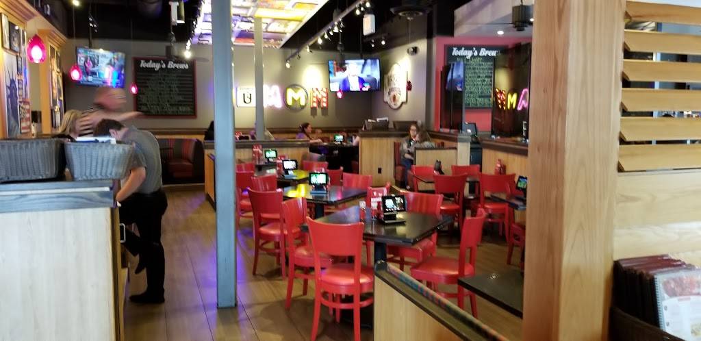 Red Robin Gourmet Burgers and Brews | restaurant | 9415 192nd Ave E, Bonney Lake, WA 98391, USA | 2532994111 OR +1 253-299-4111