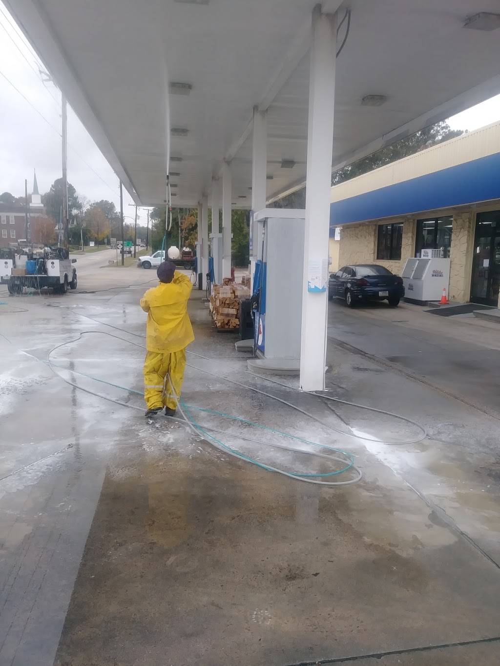 Hopkins Power Washing of Goldsboro NC | restaurant | 508 E Alvin St, Goldsboro, NC 27530, USA | 9198071204 OR +1 919-807-1204