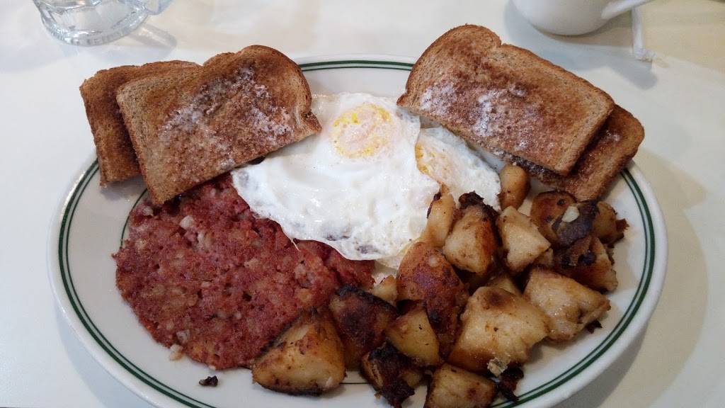 Russs | restaurant | 5 Rimmon Ave, Springfield, MA 01107, USA | 4137369754 OR +1 413-736-9754