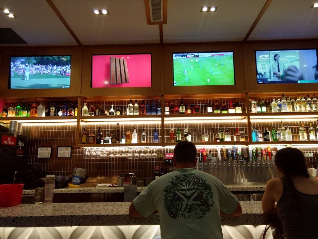 Mellow Mushroom | meal takeaway | 10950 Eagle Village Dr Suite 305C, Fort Myers, FL 33913, USA | 2395992616 OR +1 239-599-2616