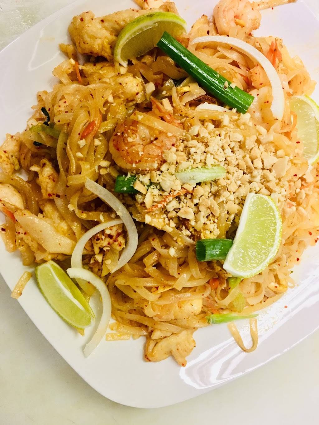 ..Kung Fu Wok Restaurant | restaurant | 6249 N Milwaukee Ave, Chicago, IL 60646, USA | 7737638018 OR +1 773-763-8018