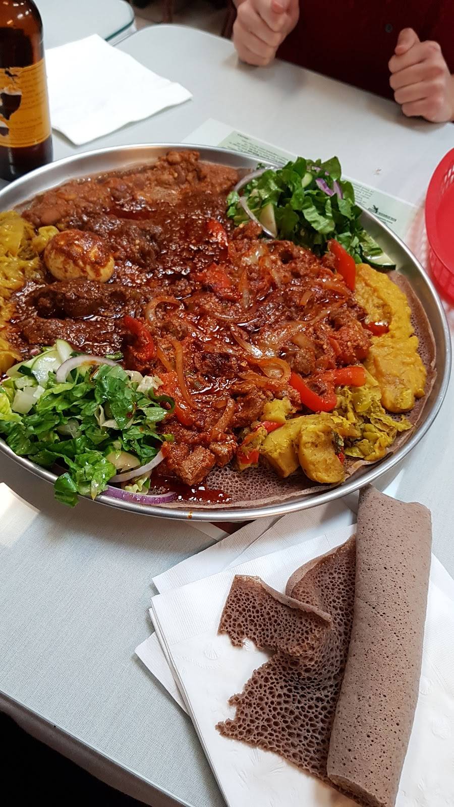 Habesha Restaurant | restaurant | 2326 Fair Oaks Blvd, Sacramento, CA 95825, USA | 9169258591 OR +1 916-925-8591