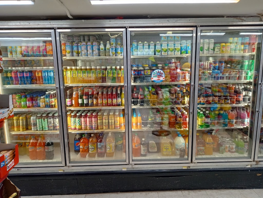 Boricua Market | restaurant | 183 Lawrence St, Hartford, CT 06106, USA | 8607285680 OR +1 860-728-5680