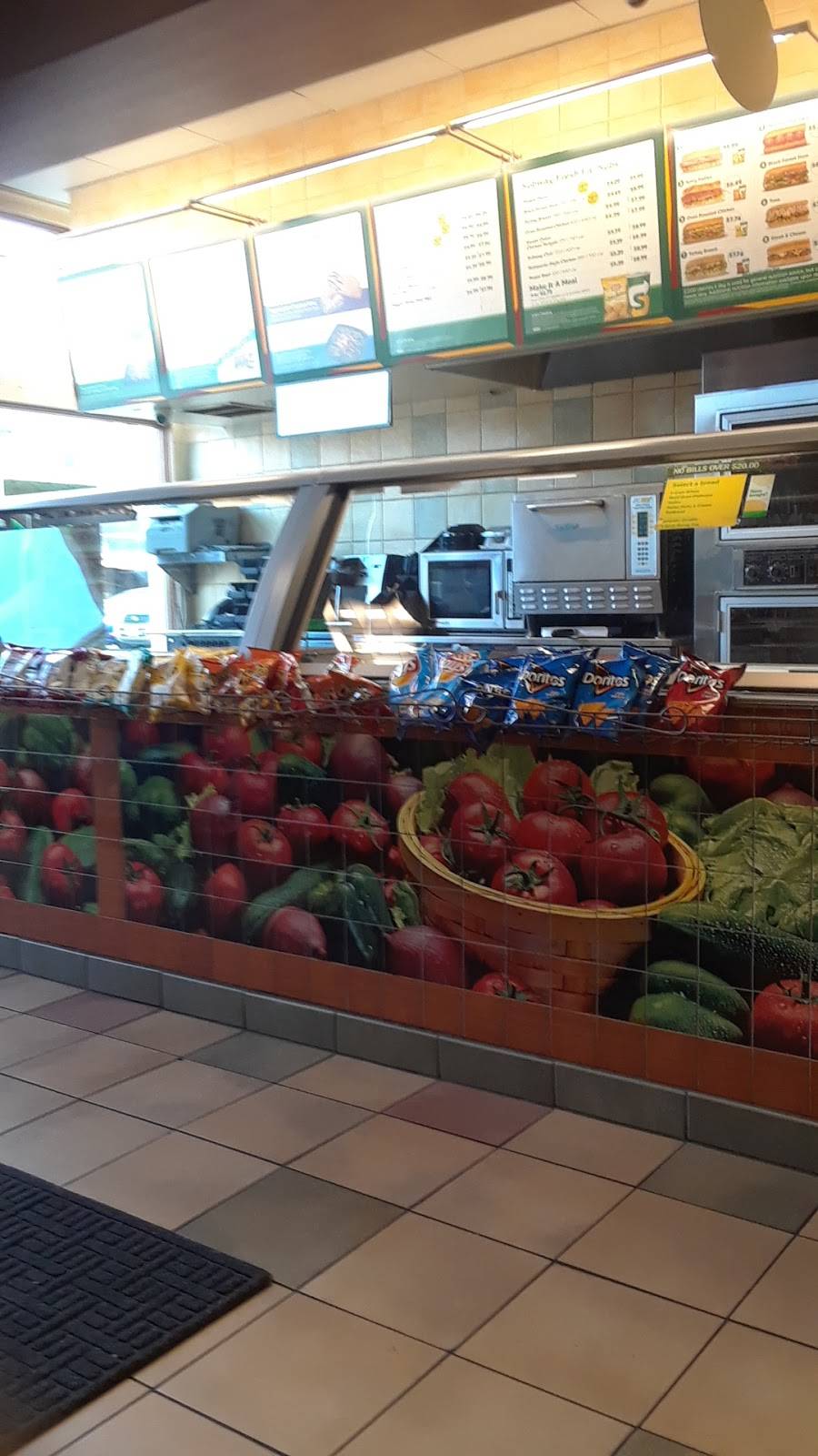 Subway Restaurants | restaurant | 16607 Bellflower Blvd, Bellflower, CA 90706, USA | 5628047212 OR +1 562-804-7212