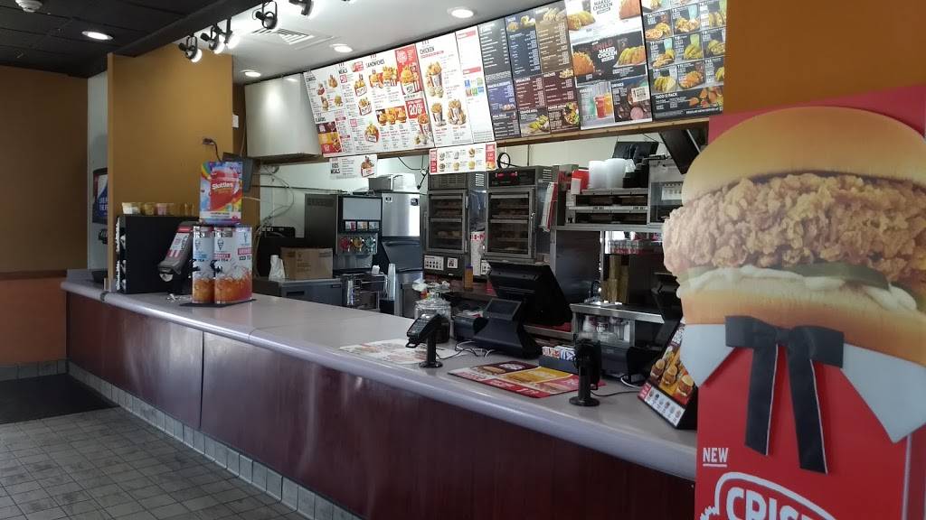 KFC | restaurant | 335 N Neltnor Blvd, West Chicago, IL 60185, USA | 6302316070 OR +1 630-231-6070