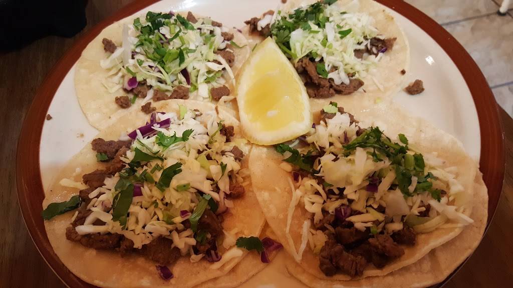 El Cochinito Contento | restaurant | 88 E Olive Ave, Fresno, CA 93728, USA | 5594862833 OR +1 559-486-2833