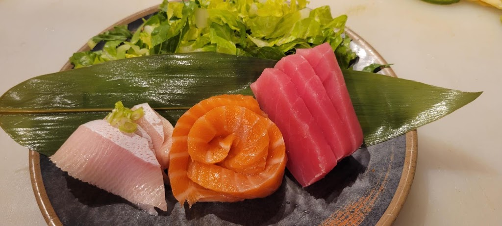 Akira Sushi | restaurant | 200 SW 5th St Unit #3, Madras, OR 97741, USA | 5416151955 OR +1 541-615-1955