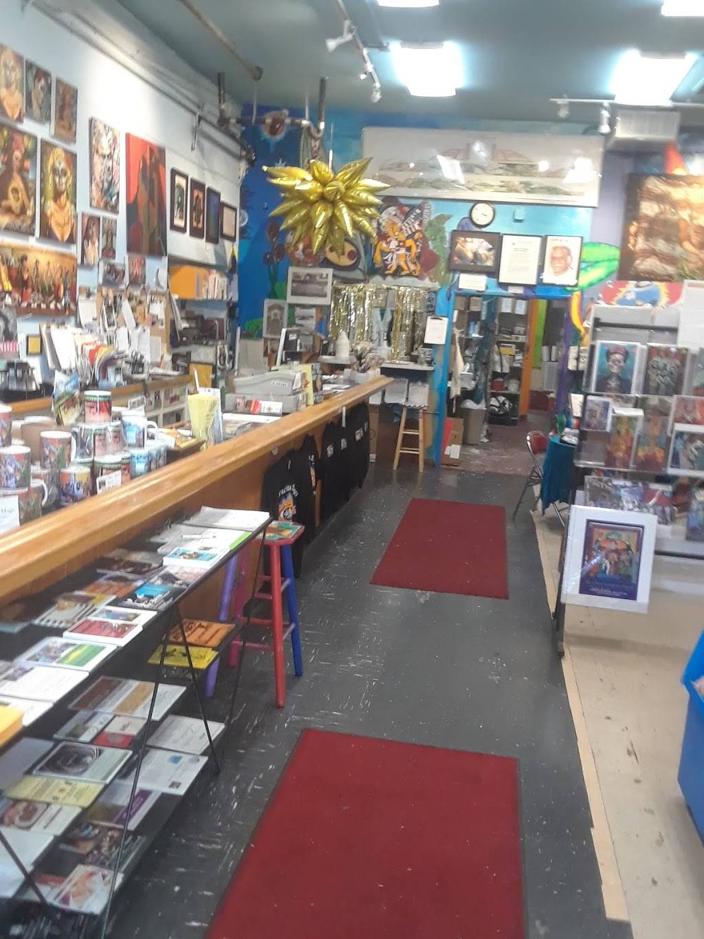 B & J 1/4 LB Burgers | restaurant | 6202 3rd St, San Francisco, CA 94124, USA | 4154674560 OR +1 415-467-4560