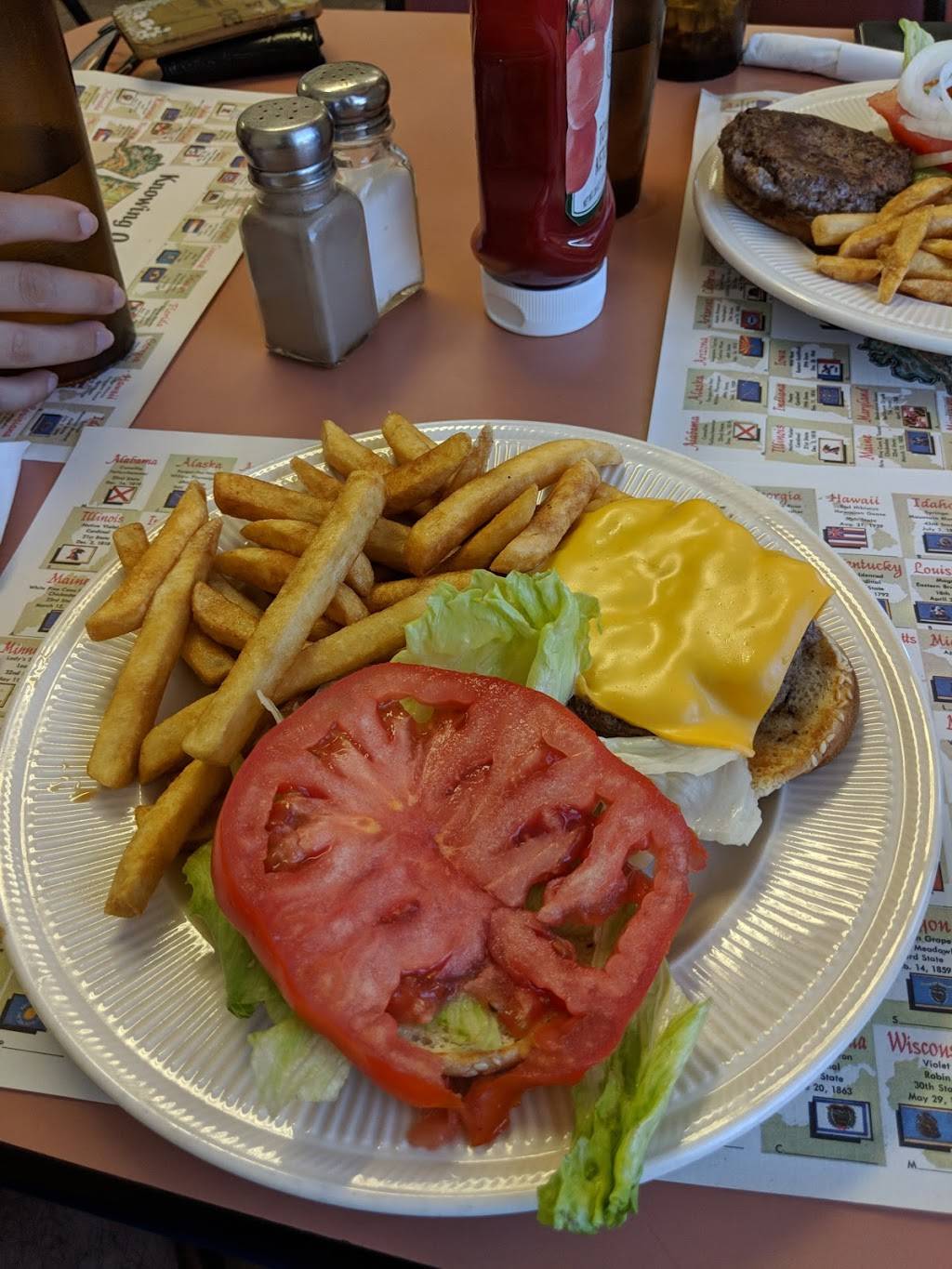 My Nannys Restaurant | restaurant | 5323 Commercial Way, Spring Hill, FL 34606, USA | 3528357172 OR +1 352-835-7172