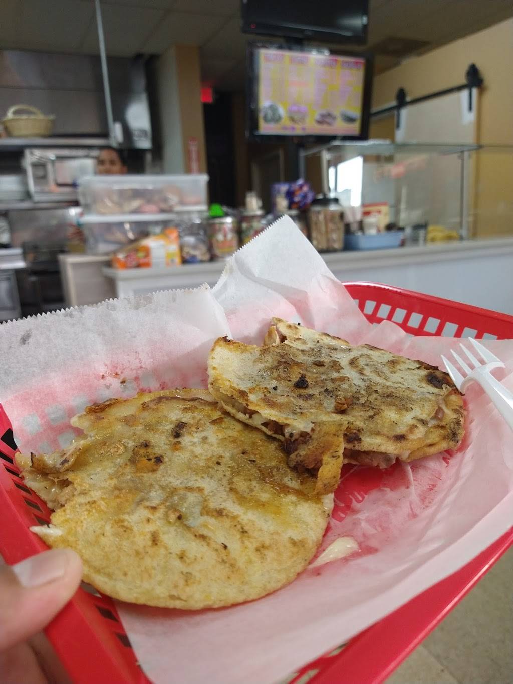 La Raza Mexican Food | restaurant | 6801 Peachtree Industrial Blvd, Atlanta, GA 30360, USA | 7708807111 OR +1 770-880-7111