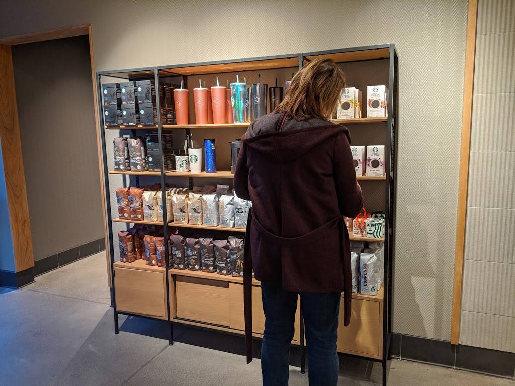 Starbucks | cafe | 3365 Vandercar Way, Cincinnati, OH 45209, USA | 5132054383 OR +1 513-205-4383