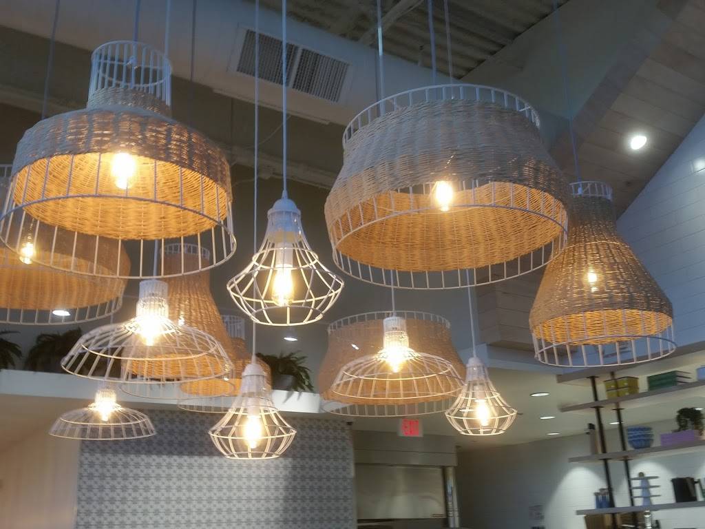 Modern Market Eatery | restaurant | 6955 S York St #423, Centennial, CO 80122, USA | 8665843944 OR +1 866-584-3944