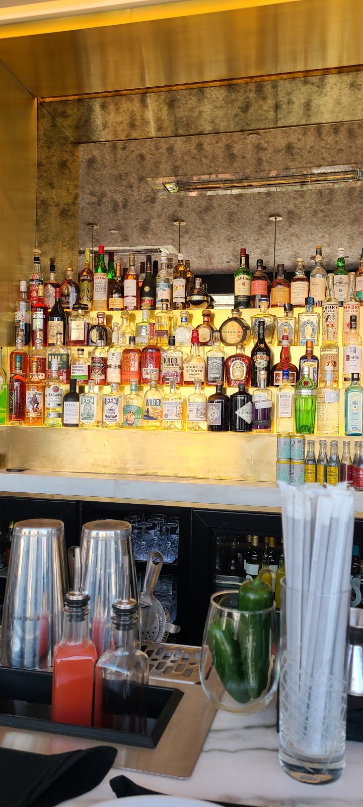 Angelini Ristorante & Bar | restaurant | 1038 N Swarthmore Ave, Pacific Palisades, CA 90272, USA | 4242385870 OR +1 424-238-5870