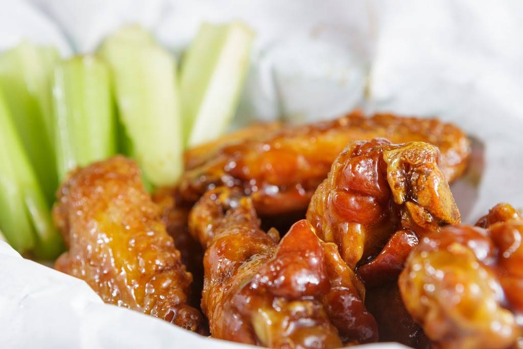 Wing Shack West Greeley | restaurant | 1815 65th Avenue WEST, Greeley, CO 80634, USA | 9703564651 OR +1 970-356-4651