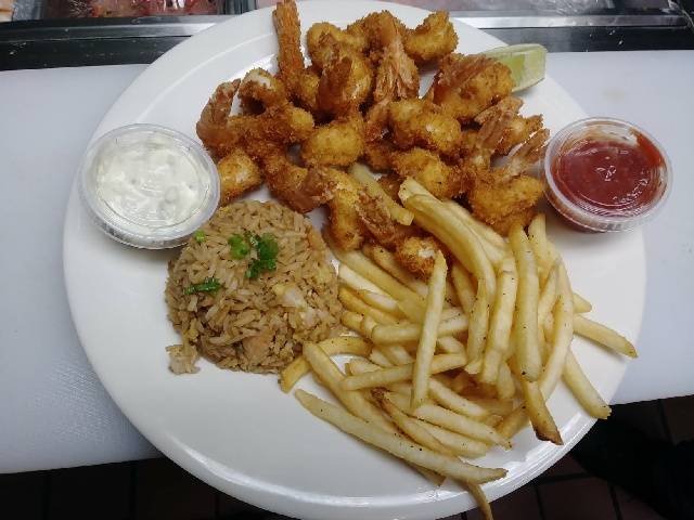 Mariscos yucatan | restaurant | 10510 Northwest Fwy, Houston, TX 77092, USA | 8329257659 OR +1 832-925-7659