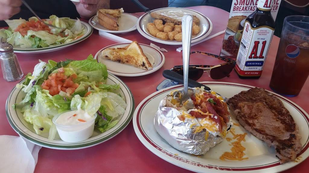 Huddle House | meal takeaway | 994 Ann Rutledge Dr, Williamsville, IL 62693, USA | 2175662067 OR +1 217-566-2067