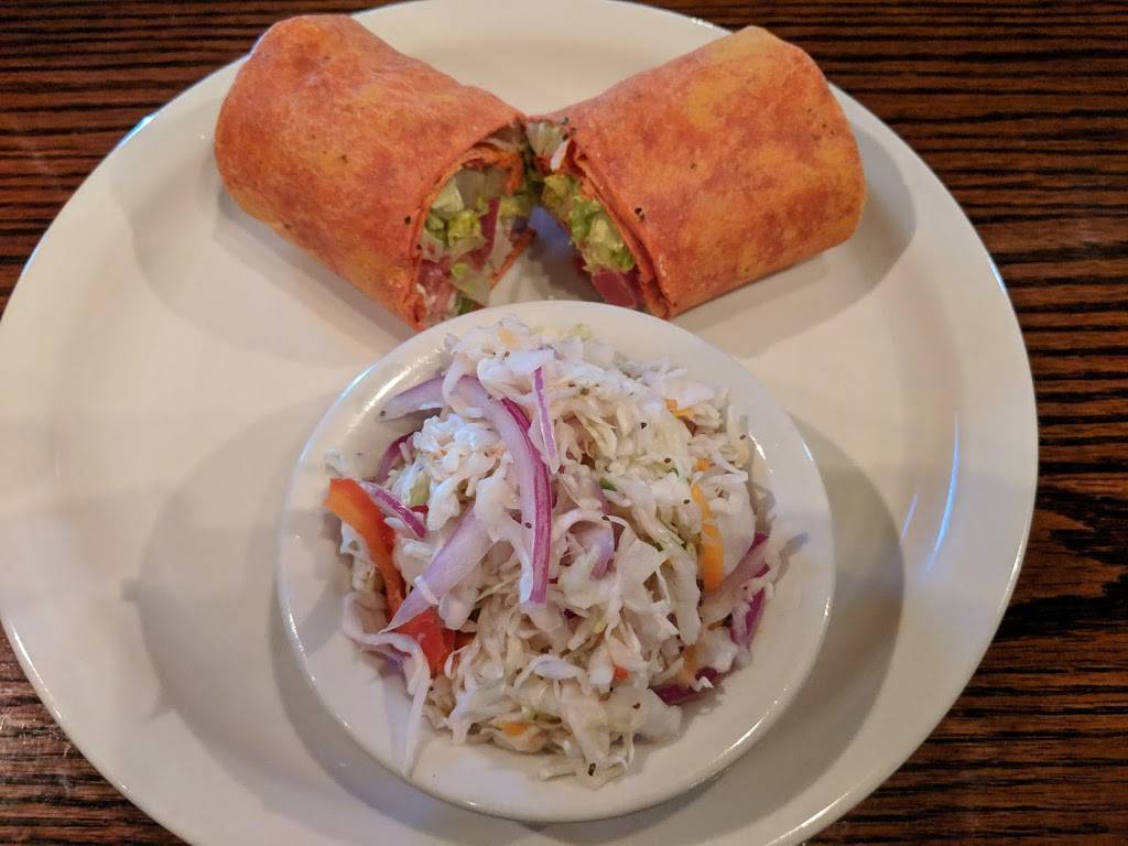 Don Tomassos Italian & American Kitchen | restaurant | 123 W Wyandot Ave, Upper Sandusky, OH 43351, USA | 4192940500 OR +1 419-294-0500