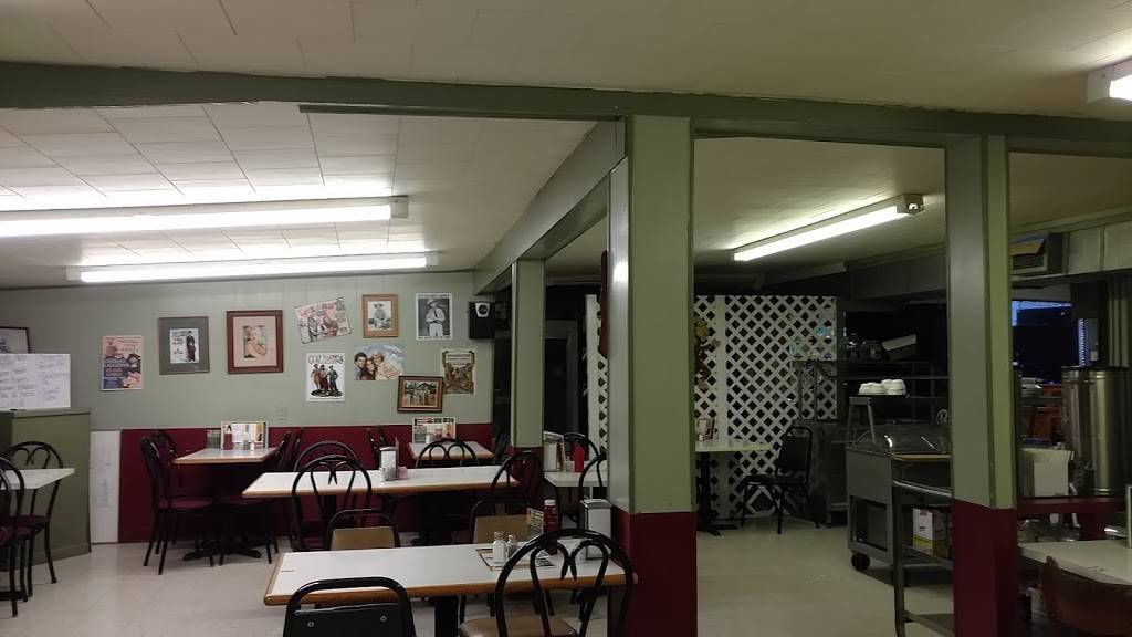Poppys Diner | restaurant | 311 W Tigrett St, Halls, TN 38040, USA | 7318363152 OR +1 731-836-3152