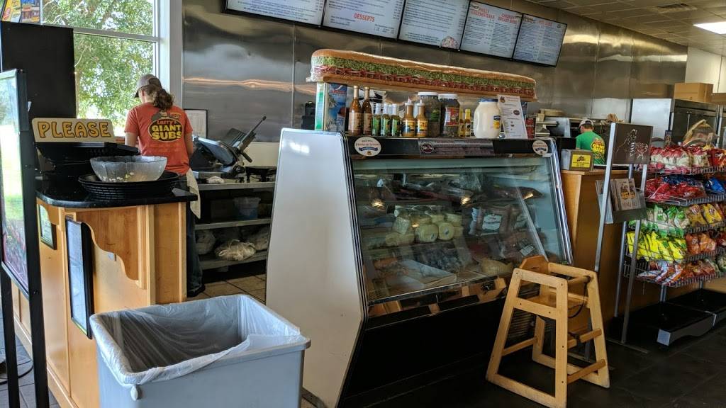 Larrys Giant Subs | meal takeaway | 320 Hyde Park Commons, Brunswick, GA 31523, USA | 9122671871 OR +1 912-267-1871