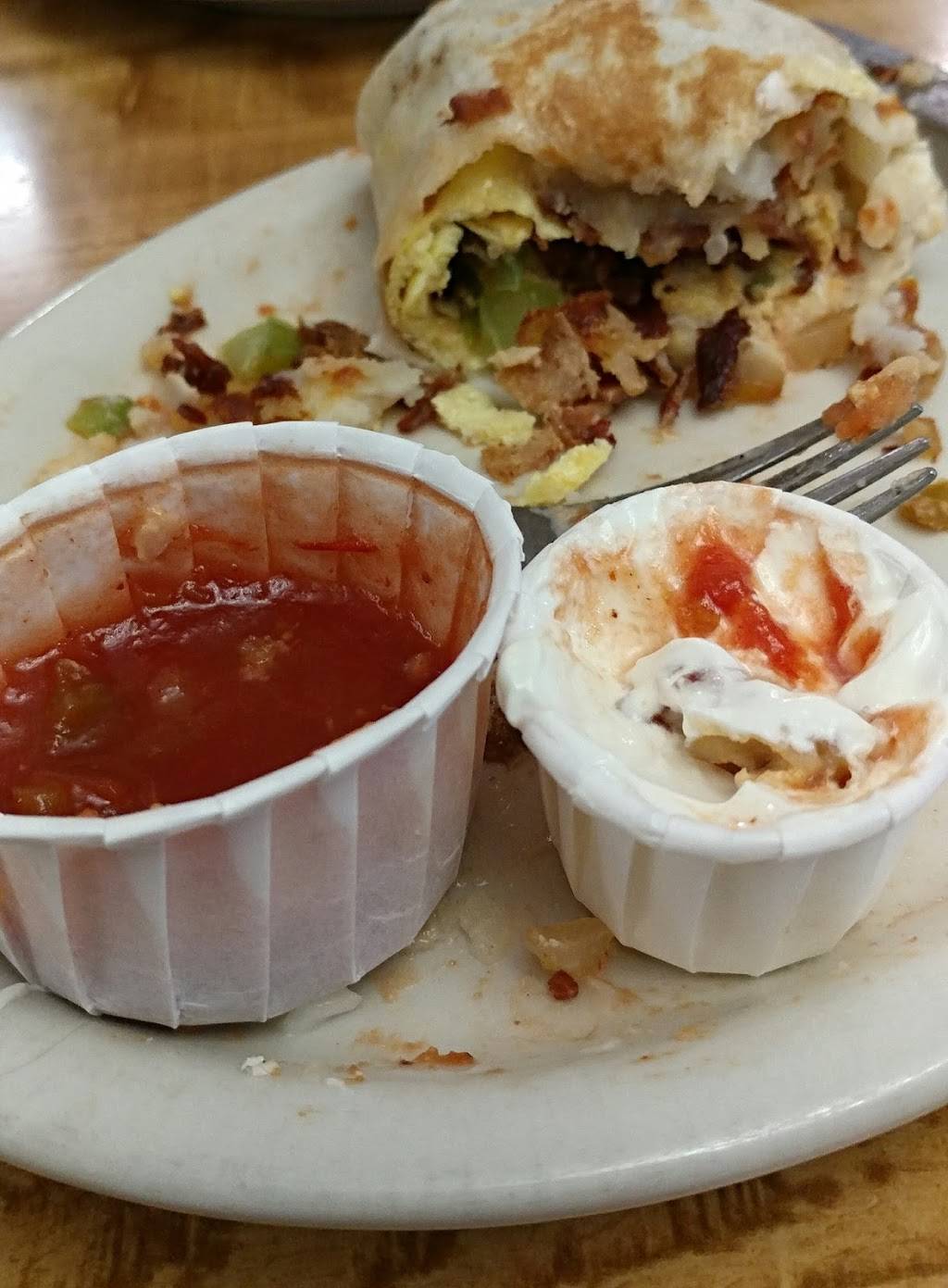 Omelettes & More | restaurant | 3120 Washington Way, Longview, WA 98632, USA | 3604259260 OR +1 360-425-9260