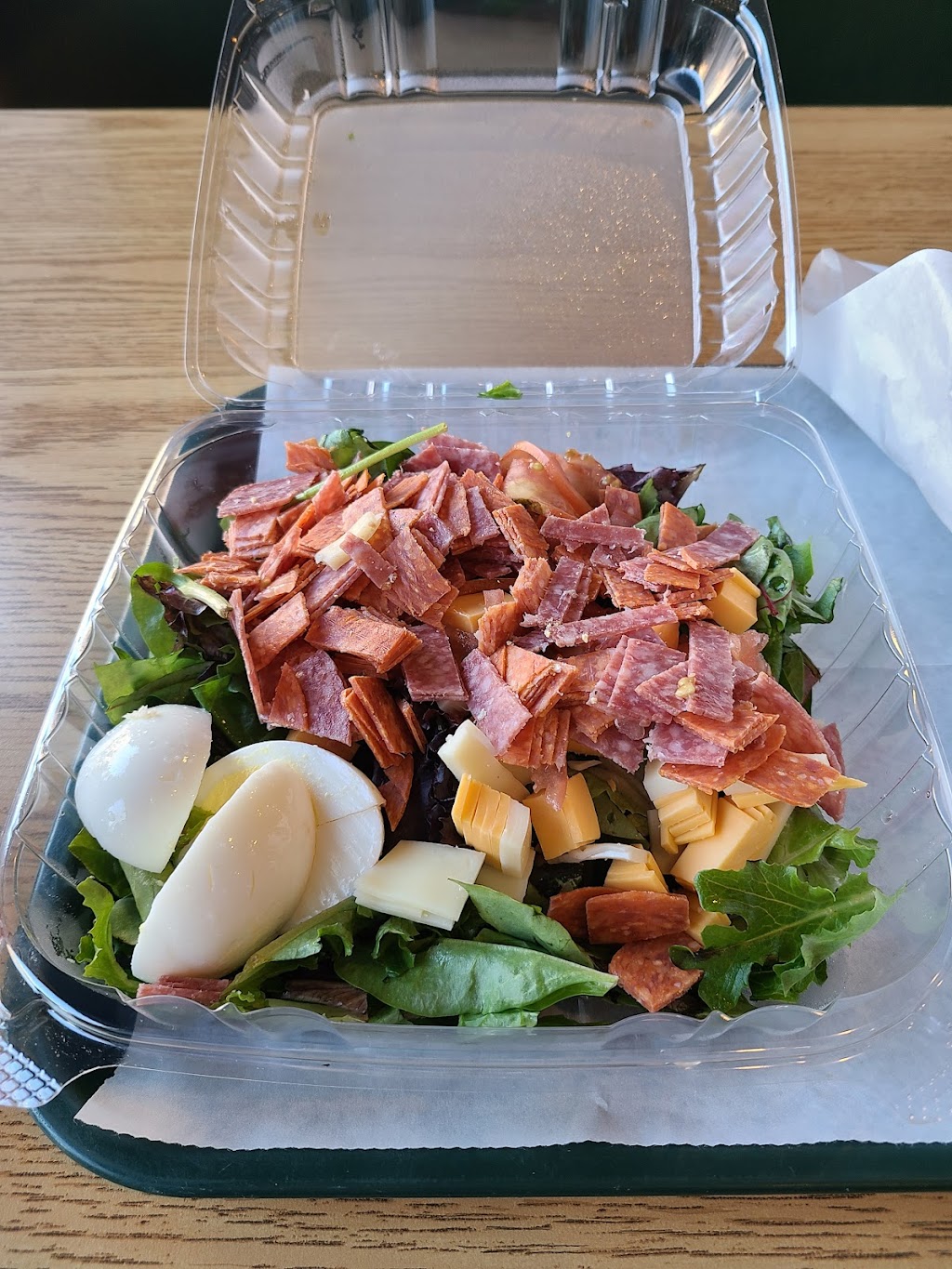 Chomps Deli | restaurant | 216 B, 6th St, Glenwood Springs, CO 81601, USA | 9709459355 OR +1 970-945-9355