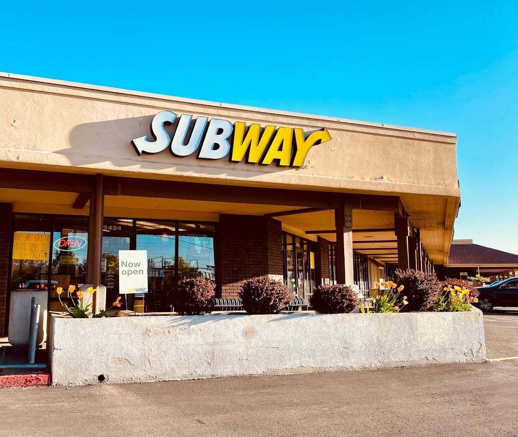 Subway | meal takeaway | 2424 E Fort Union Blvd, Salt Lake City, UT 84121, USA | 8014530031 OR +1 801-453-0031