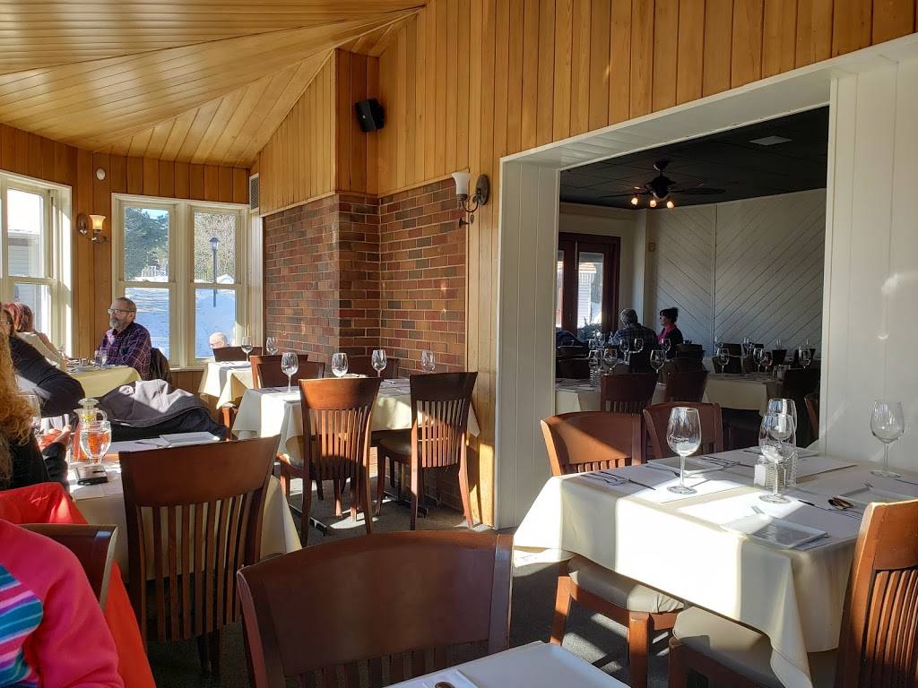 Le Vieux Four Manago | restaurant | 252 Rue Principale, Saint-Sauveur, QC J0R 1R0, Canada | 4502276060 OR +1 450-227-6060