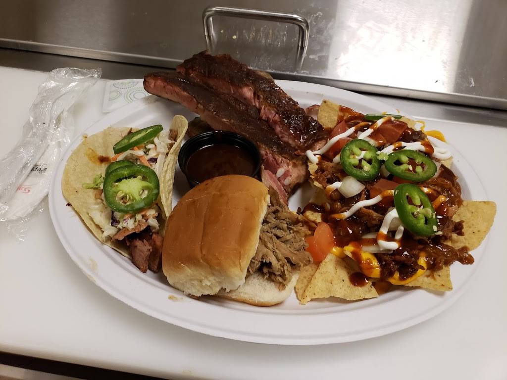 Double Ds Smokehouse | restaurant | 107 State St, Bowling Green, OH 43402, USA | 4193538735 OR +1 419-353-8735