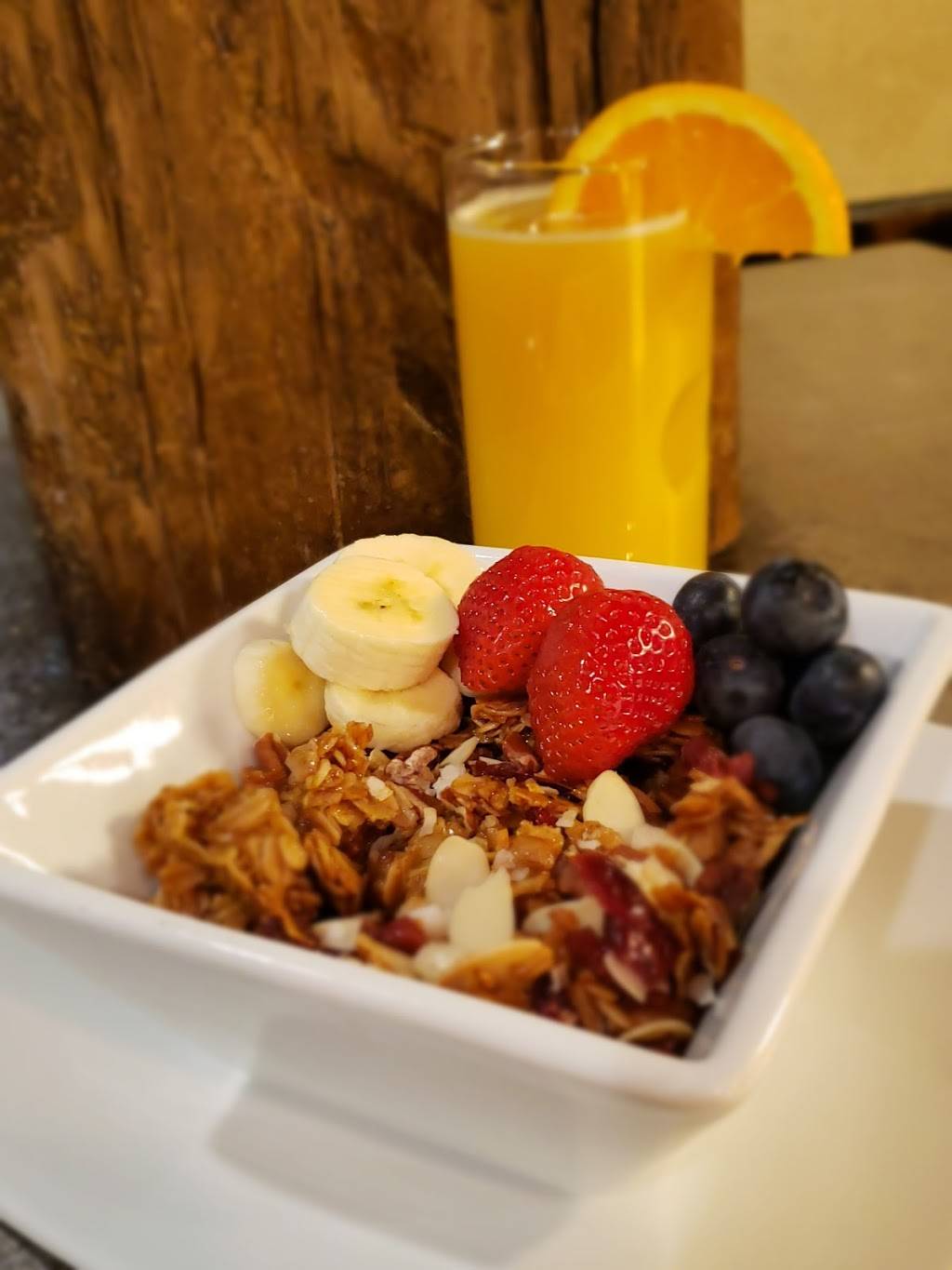 Amore Italian Kitchen | restaurant | 9757 Fall Creek Rd, Indianapolis, IN 46256, USA | 3176439494 OR +1 317-643-9494