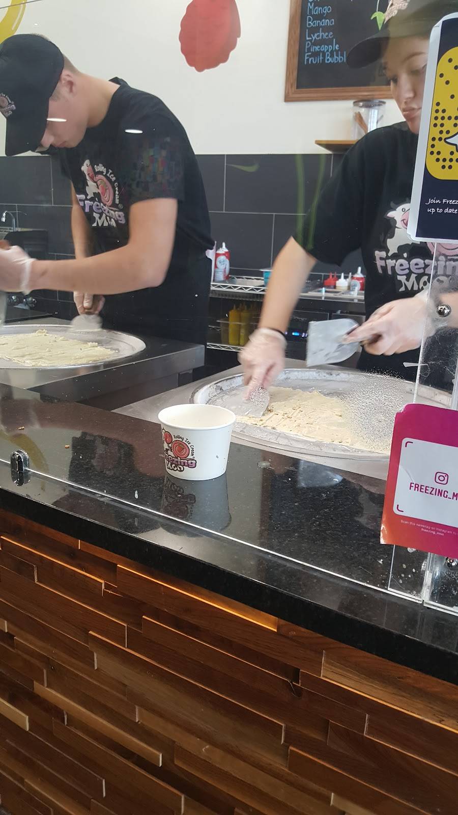 Freezing Moo | restaurant | 2755 N Maize Rd Ste. #101, Wichita, KS 67205, USA | 3164255530 OR +1 316-425-5530