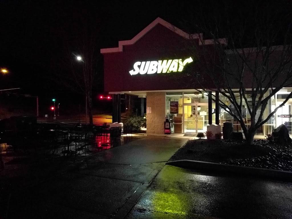 Subway | restaurant | 1895 Blankenship Rd, West Linn, OR 97068, USA | 5037233866 OR +1 503-723-3866