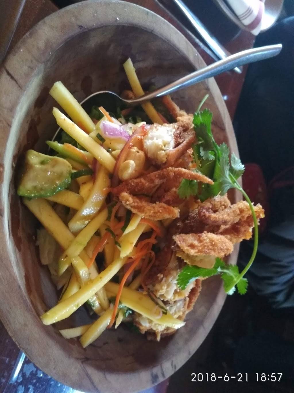 Rins Thai | restaurant | 4301 24th St, San Francisco, CA 94114, USA | 4158214776 OR +1 415-821-4776