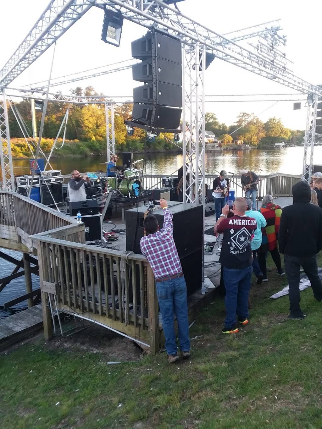 Boathouse | restaurant | 201 Fantasy Harbour Blvd, Myrtle Beach, SC 29579, USA | 8439032628 OR +1 843-903-2628