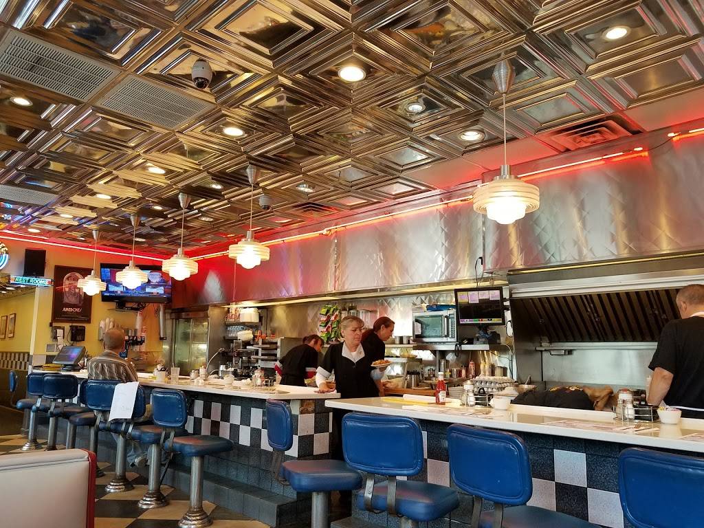 Honey Bee Diner | restaurant | 7346 Ritchie Hwy, Glen Burnie, MD 21061, USA | 4107610477 OR +1 410-761-0477