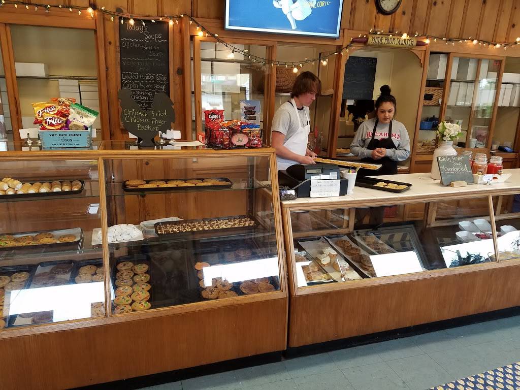 Colemans All Beef Burgers | restaurant | 7329, 118 N Seminole Ave, Okmulgee, OK 74447, USA | 9187560560 OR +1 918-756-0560