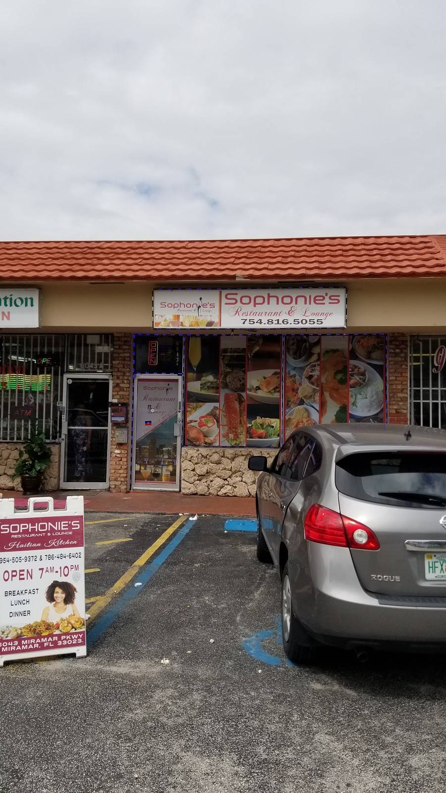 Sophonies restaurant & lounge | restaurant | 6043 Miramar Pkwy, Miramar, FL 33023, USA | 9545059372 OR +1 954-505-9372