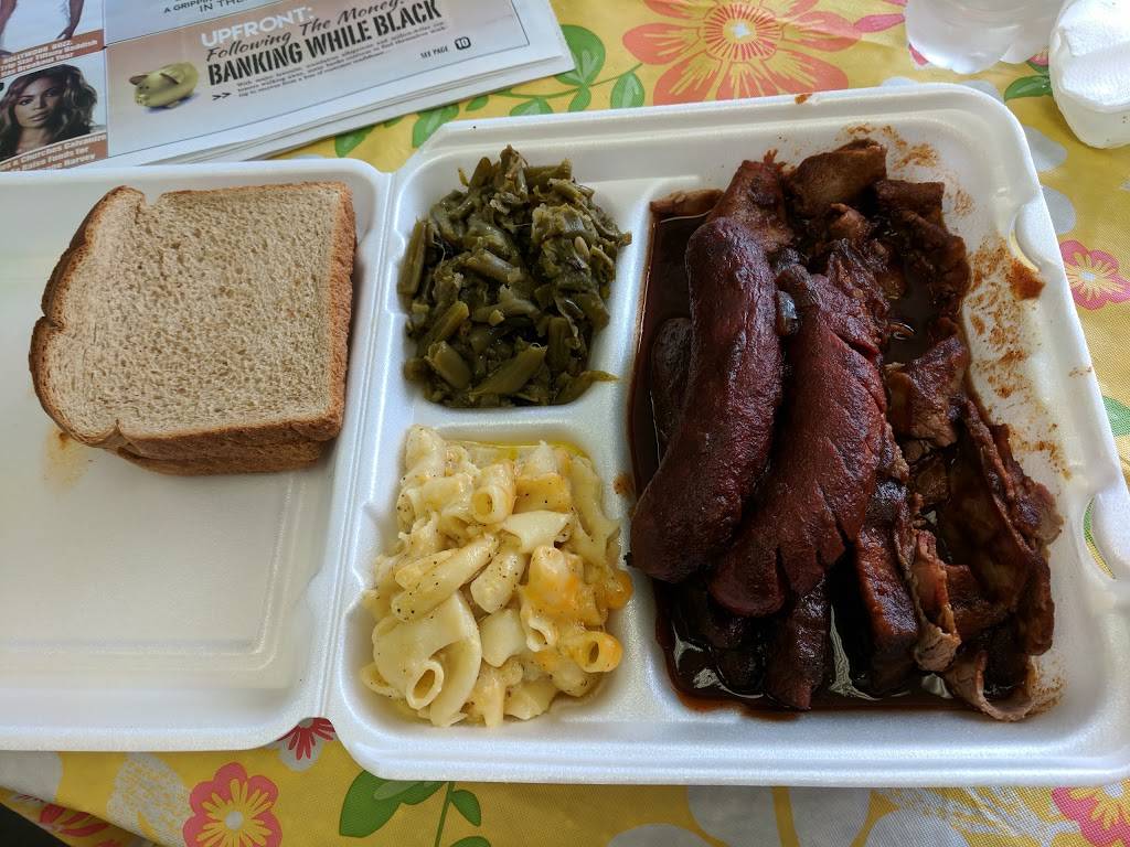 Randolphs Smoke House BBQ | restaurant | 8472 S Central Ave, Los Angeles, CA 90001, USA | 3235879698 OR +1 323-587-9698