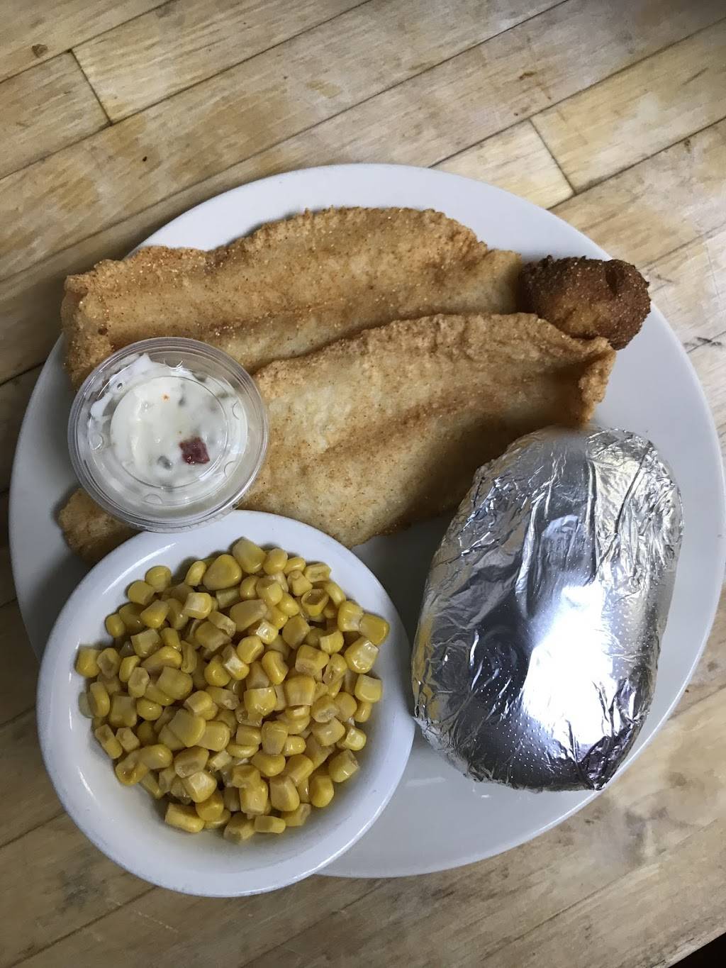 Somerset Cafe | restaurant | 12151 E Chicago Rd, Jerome, MI 49249, USA | 5176883323 OR +1 517-688-3323