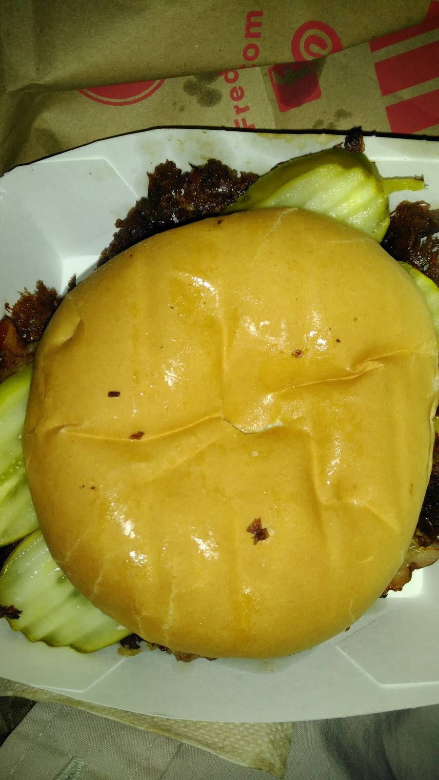 Dickeys Barbecue Pit | restaurant | 3316 W, Grove Dr Ste 4, Fayetteville, AR 72704, USA | 4793136363 OR +1 479-313-6363