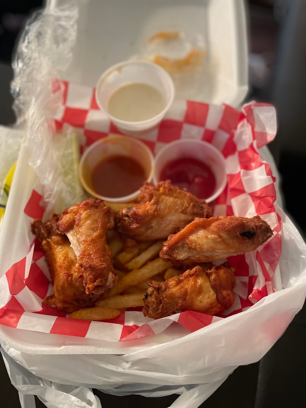 The King Crab Shack | restaurant | 5265 N Port Washington Rd, Glendale, WI 53217, USA | 4146350094 OR +1 414-635-0094