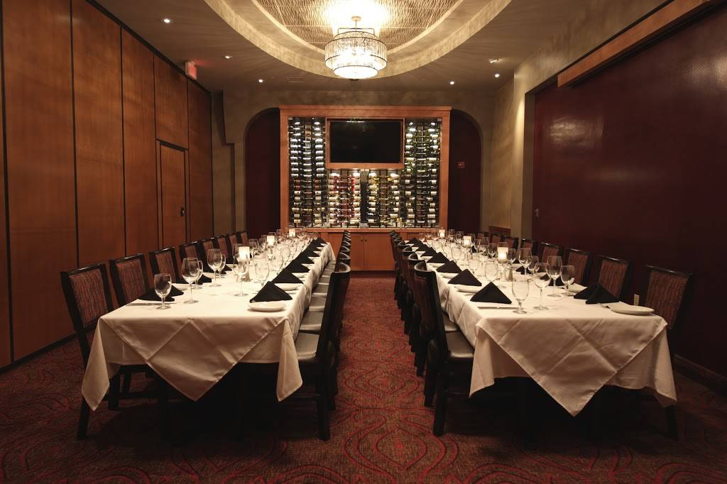 Ruths Chris Steak House | restaurant | 7501 W Sand Lake Rd, Orlando, FL 32819, USA | 4072263900 OR +1 407-226-3900