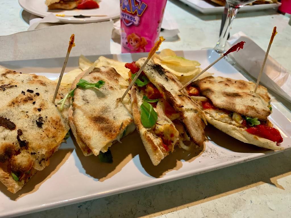 Dolce Vita Sunny Isles | restaurant | 18288 Collins Ave, Sunny Isles Beach, FL 33160, USA | 3059339990 OR +1 305-933-9990