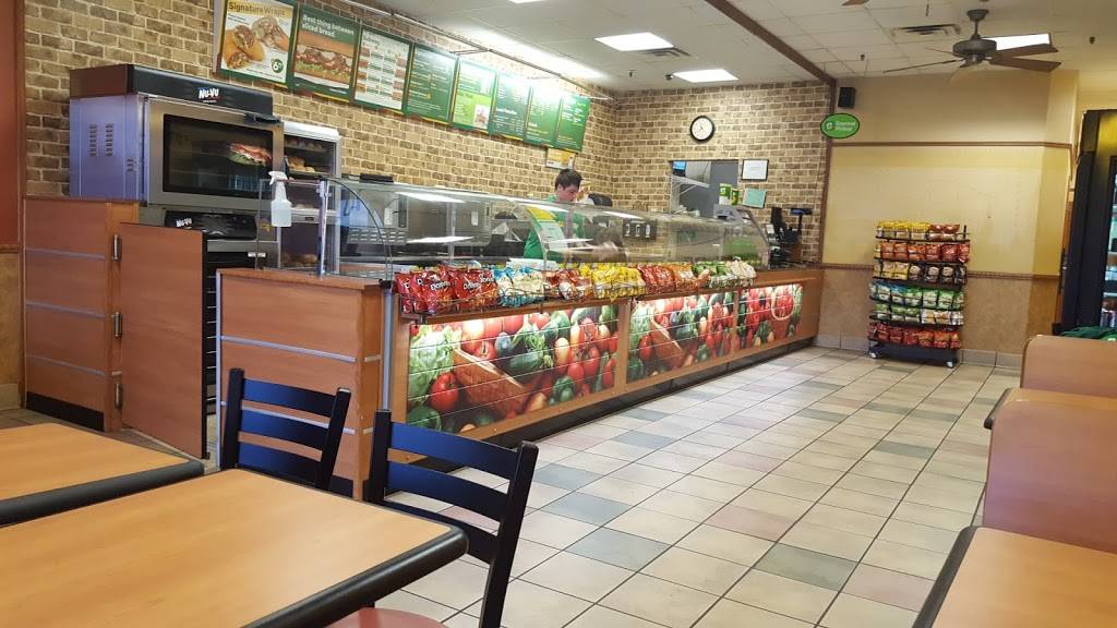 Subway Restaurants | restaurant | 6025 Madison Ave Suite A, Indianapolis, IN 46227, USA | 3177808001 OR +1 317-780-8001